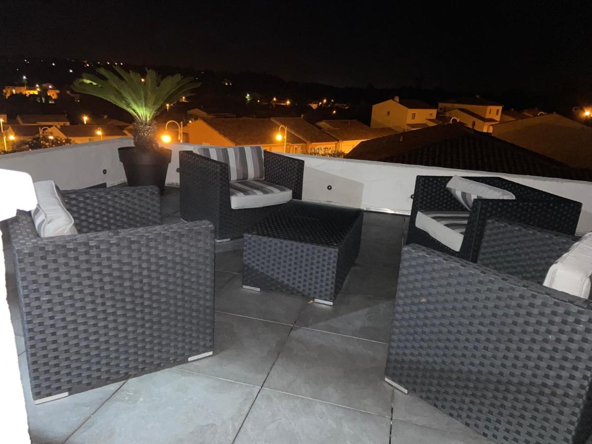 Fun And Sun Room Salles-dʼAude المظهر الخارجي الصورة