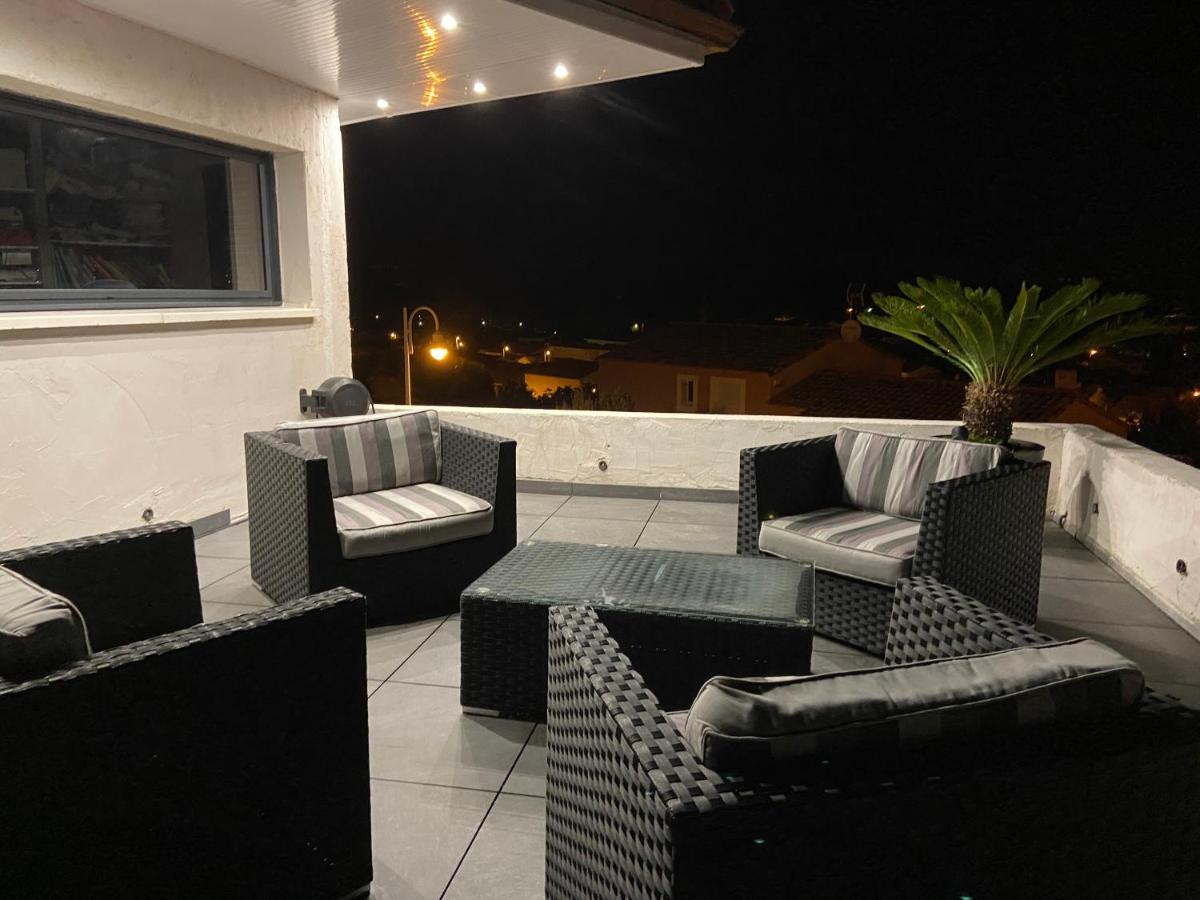 Fun And Sun Room Salles-dʼAude المظهر الخارجي الصورة